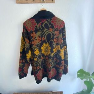 Vintage Patterned knit Cardigan L